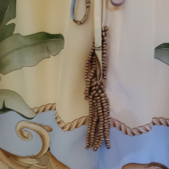 FARM Rio High Waist Floral Shorts - Cream and Tan - Picture 3 of 5